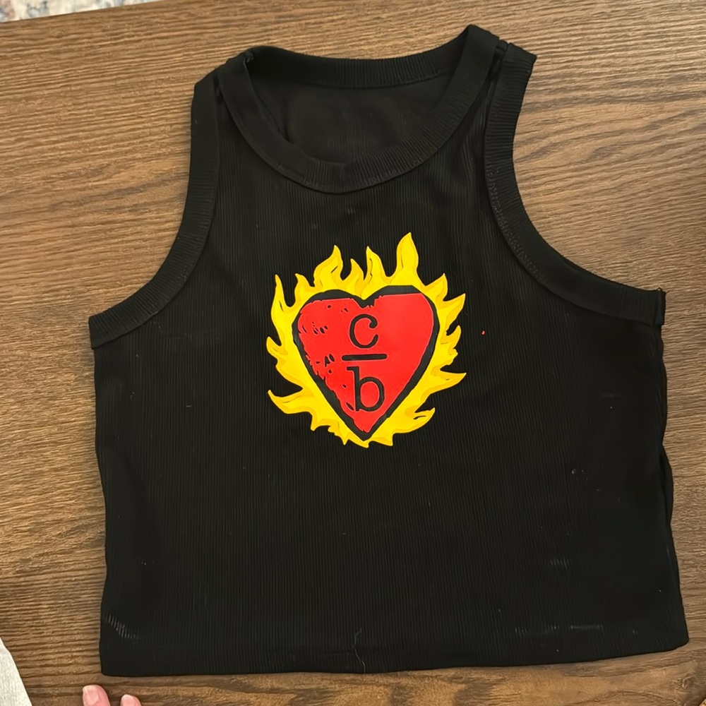 C/B cropped tank (from one tree hill)